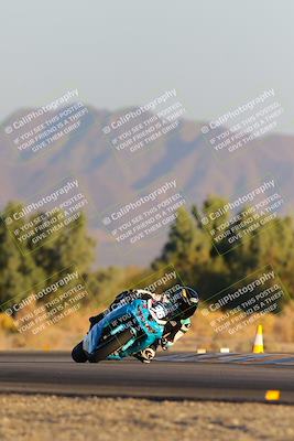 media/Nov-19-2023-CVMA (Sun) [[1f3d1b7ccb]]/Race 18 Supersport Middleweight/